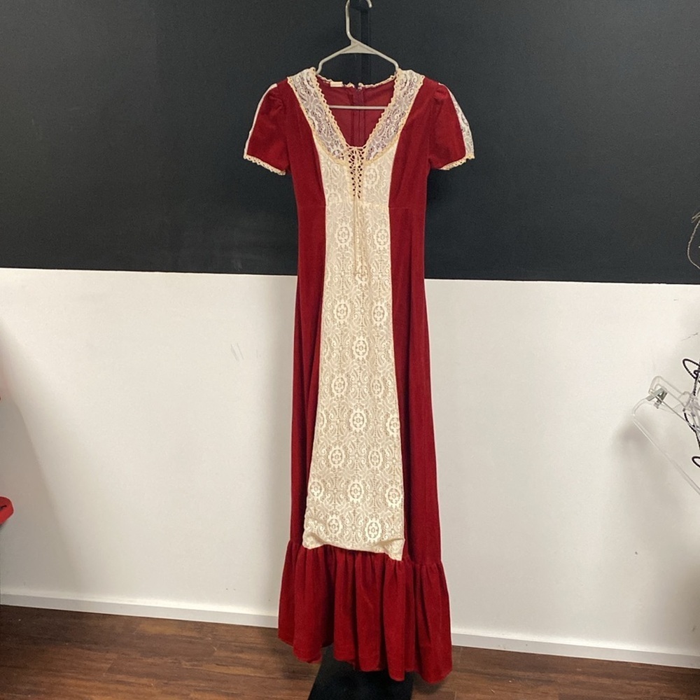 Wine velour sms lace 60s/70s boho maxi dress - Picture 4 of 10